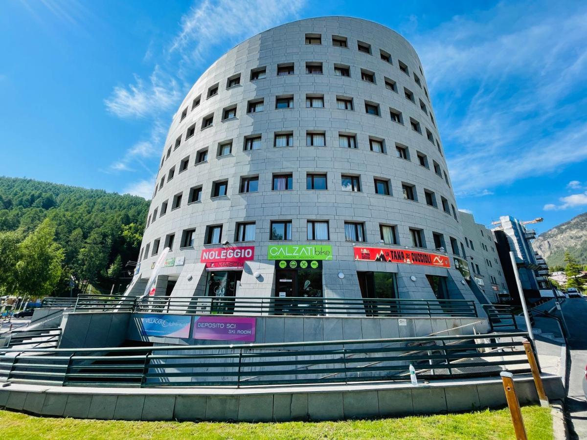 Appartamento Smith Roero - Affitti Brevi Italia Bardonecchia Eksteriør bilde